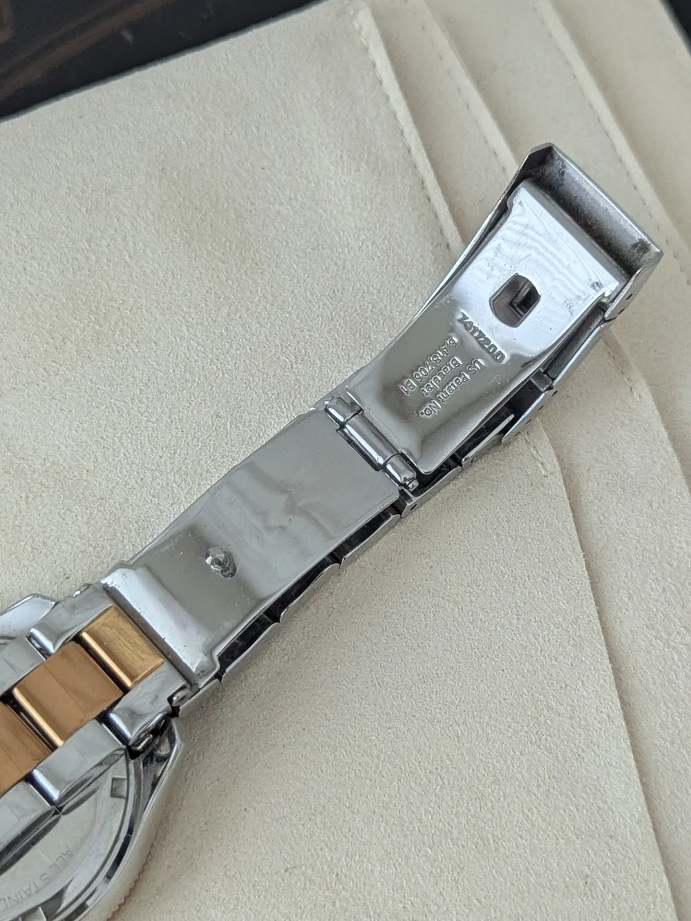 Fossil Women's Two-Tone Rose Gold and Silver Crystal Bezel Watch (Needs Battery)